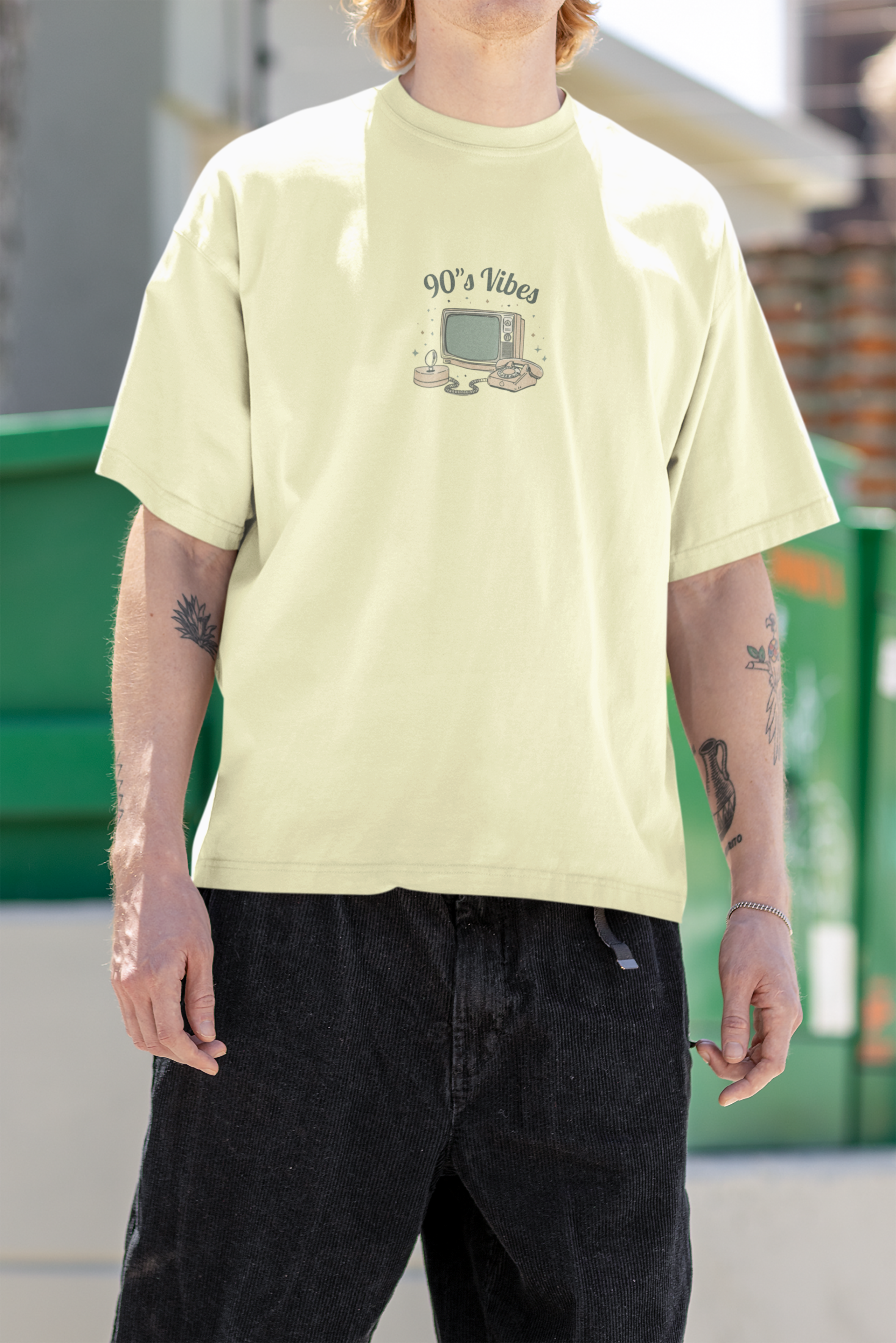 The "90's Vibes" Retro Tech Oversized Tee – Vintage Cream