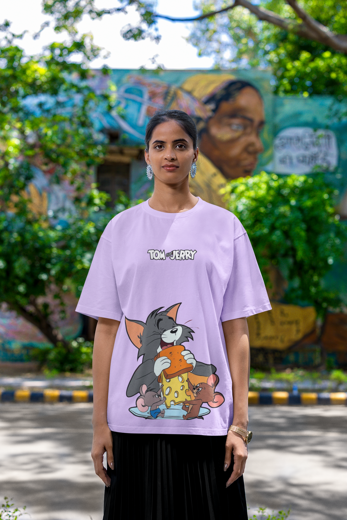 The Clothie's Tom and Jerry Oversized T-Shirt – Unisex || Casual Cartoon Comfort